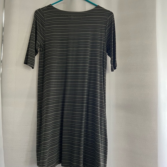 Fighting Eel Dress - Picture 2 of 3